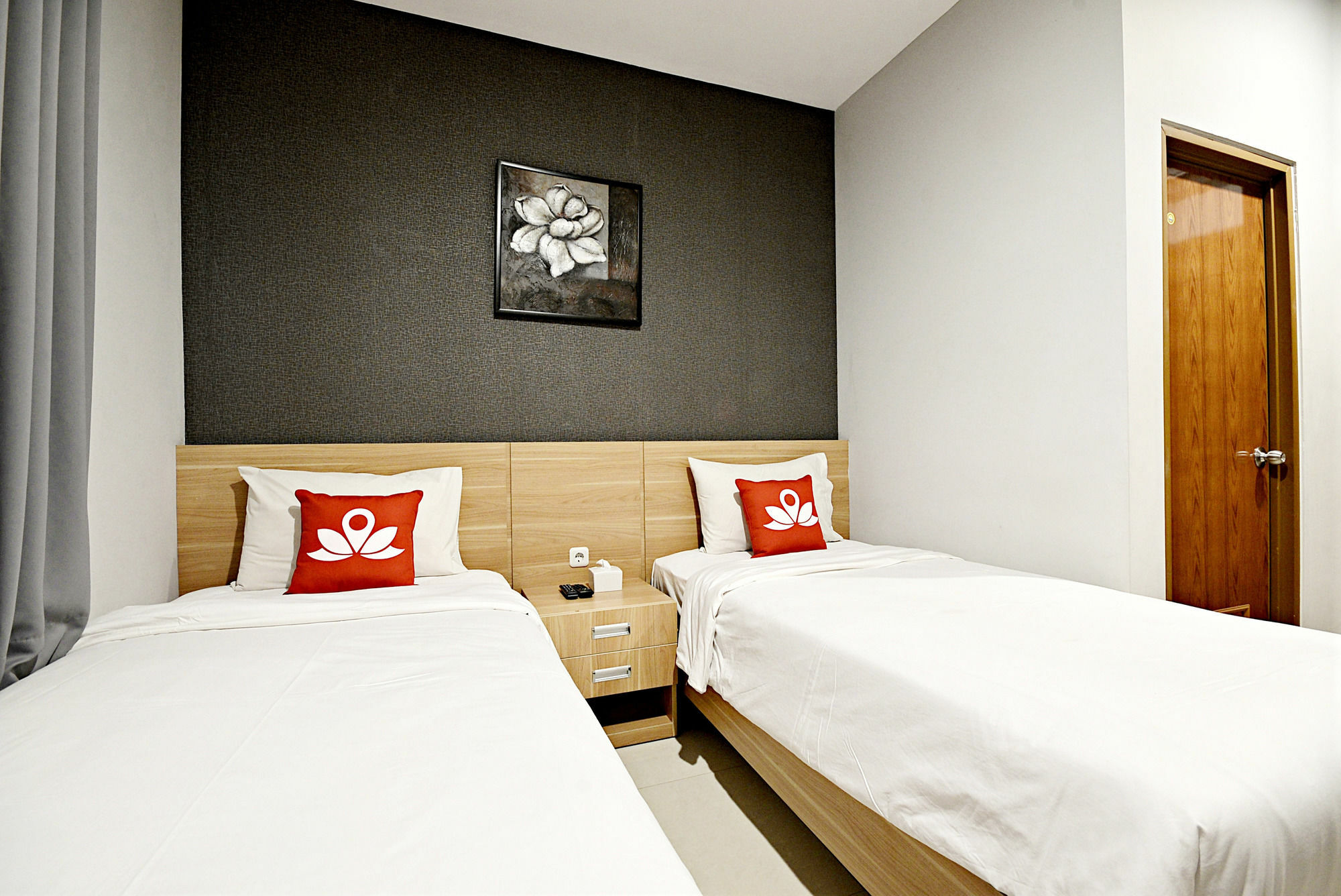 Zen Rooms Cipete Safin Inn Cilandak (Jakarta) Exterior foto